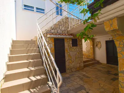 Ferienwohnung für 4 Personen (55 m²) in Peroj 2/10