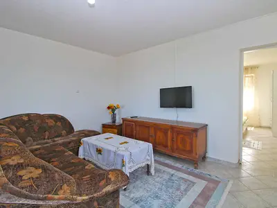 Ferienwohnung für 4 Personen (65 m²) in Peroj 1/10