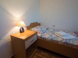 23033243-Ferienwohnung-3-Peroj (Fazana)-300x225-4