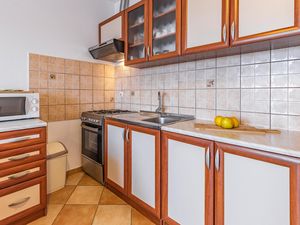 23730179-Ferienwohnung-4-Peroj (Fazana)-300x225-5