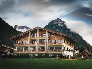 23432494-Ferienwohnung-4-Pertisau-300x225-5