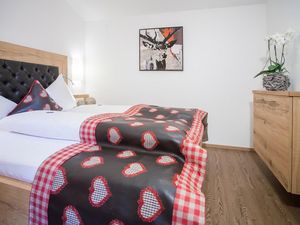 23567943-Ferienwohnung-6-Pertisau-300x225-4