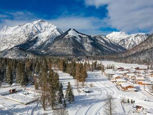 23581131-Ferienwohnung-4-Pertisau-300x225-5