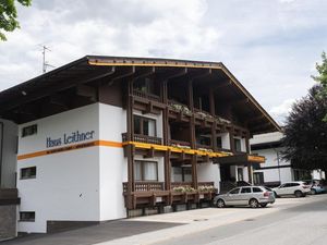 23581317-Ferienwohnung-10-Pertisau-300x225-1