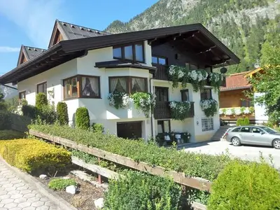 Ferienwohnung für 4 Personen (70 m²) in Pertisau 1/10