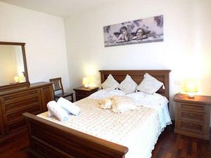 23675681-Ferienwohnung-5-Perugia-300x225-3