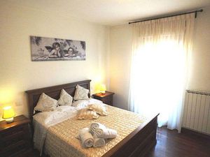 23675681-Ferienwohnung-5-Perugia-300x225-5