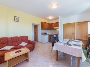 23728296-Ferienwohnung-5-Peruski-300x225-2