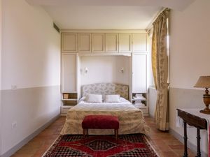 22453497-Ferienwohnung-2-Pesaro-300x225-5