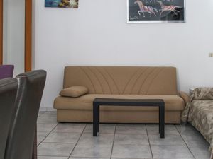 24005246-Ferienwohnung-7-Pescara-300x225-1