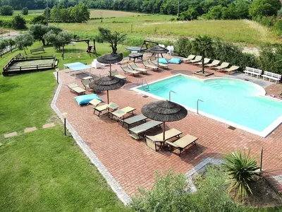 PoolOfHouse