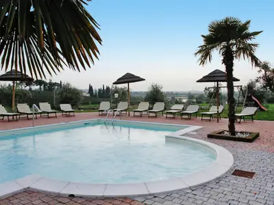 PoolOfHouse