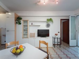 23977143-Ferienwohnung-4-Peschiera Del Garda-300x225-5