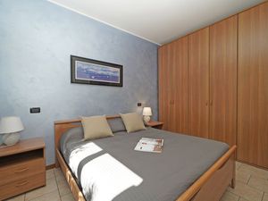 23989862-Ferienwohnung-4-Peschiera Del Garda-300x225-2