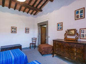 23849110-Ferienwohnung-4-Pescia-300x225-3