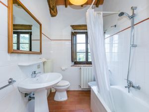 23849397-Ferienwohnung-6-Pescia-300x225-4