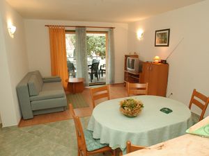 Ferienwohnung für 6 Personen (49 m&sup2;) in Petrčane