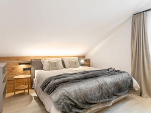 23996508-Ferienwohnung-5-Pettneu-300x225-3