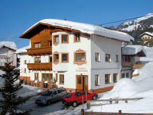 23838526-Ferienwohnung-8-Pettneu-300x225-1