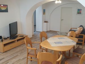 24055956-Ferienwohnung-3-Pfarrkirchen-300x225-2