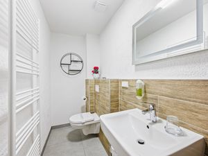 23995327-Ferienwohnung-4-Pfinztal-300x225-3