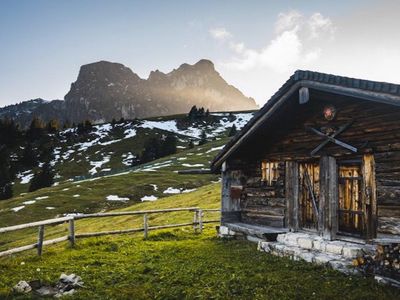 Aggenstein mit Hütte