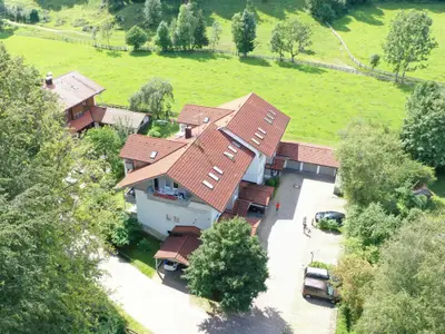 ruhige Lage im Grünen direkt unterhalb des Kienberges