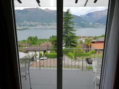 Aussicht von Wohnung auf Balkon