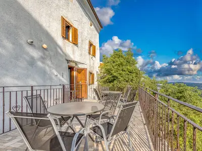 Ferienwohnung für 4 Personen (45 m²) in Pićan 1/10