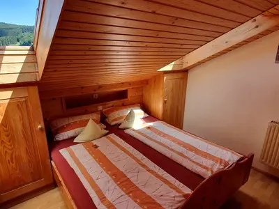 Schlafzimmer 2