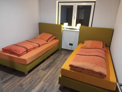 Schlafzimmer II mit 2 Einzelbetten