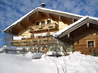 Hausansicht Winter