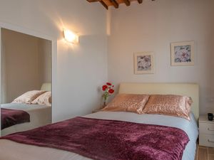 23974409-Ferienwohnung-4-Pienza-300x225-2