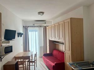 23988757-Ferienwohnung-2-Pietra Ligure-300x225-5