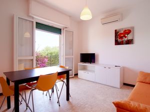 23742806-Ferienwohnung-5-Pietra Ligure-300x225-2