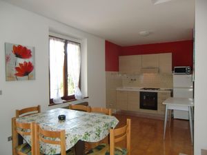 22920923-Ferienwohnung-5-Pieve Di Ledro-300x225-1