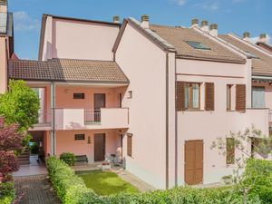 23867426-Ferienwohnung-5-Pignone-300x225-1