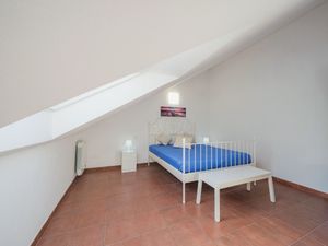 23867426-Ferienwohnung-5-Pignone-300x225-2