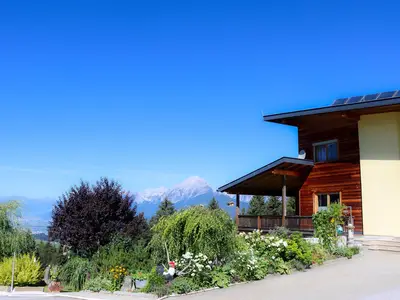 Haus Westansicht
