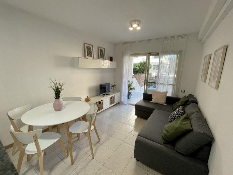 23549388-Ferienwohnung-4-Pineda, La-800x600-2