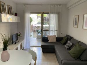 23451028-Ferienwohnung-4-Pineda, La-300x225-4