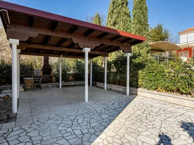 Ferienwohnung für 6 Personen in Pinezići 2/10