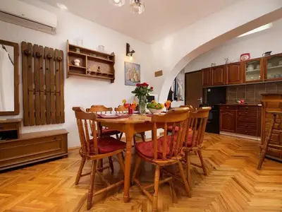Ferienwohnung für 6 Personen in Pinezići 9/10