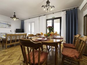 23939323-Ferienwohnung-6-Pinezići-300x225-2