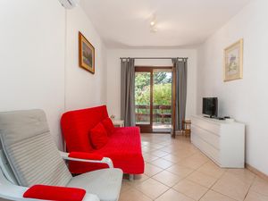 23721344-Ferienwohnung-4-Pinezići-300x225-2