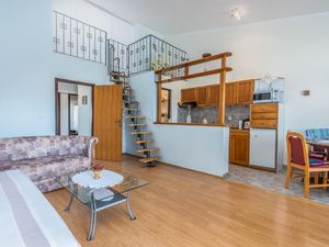 23722075-Ferienwohnung-6-Pinezići-300x225-2