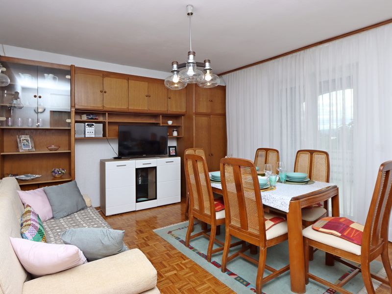 23933859-Ferienwohnung-10-Pinezići-800x600-1