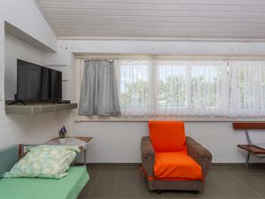 24043912-Ferienwohnung-6-Pinezići-300x225-3