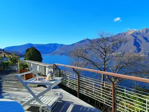 Ferienwohnung für 3 Personen (70 m²) in Pino Sulla Sponda del Lago Maggiore