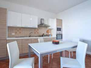 23761474-Ferienwohnung-4-Piraino-300x225-2